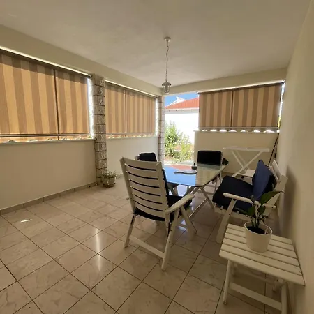 Slavica Apartman Orebic